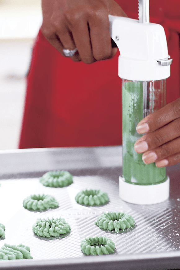 Kuhn Rikon Cookie Press and Decorating Kit